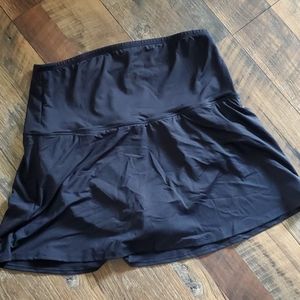 Lands' End Ladies swim skirt
